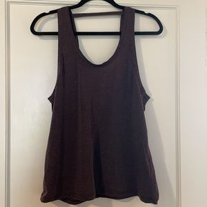 Lululemon athletic top